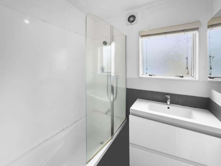 2/14 Chalmers Street Avondale_21