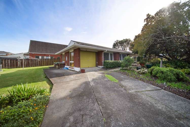 46 Meadway Sunnyhills_28