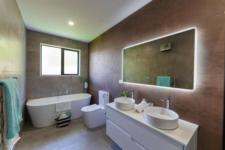 14 Lorenzos Lane Halswell_15