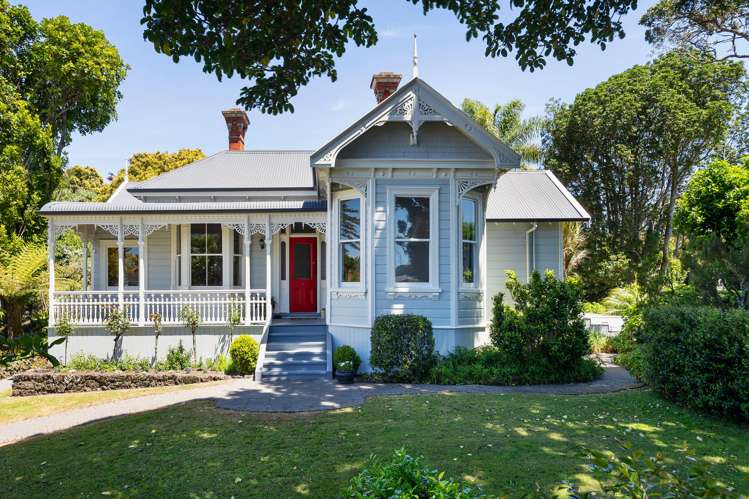 707 & 707B New North Road Mount Albert_3