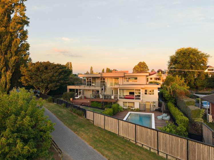 809 River Road Chartwell_4