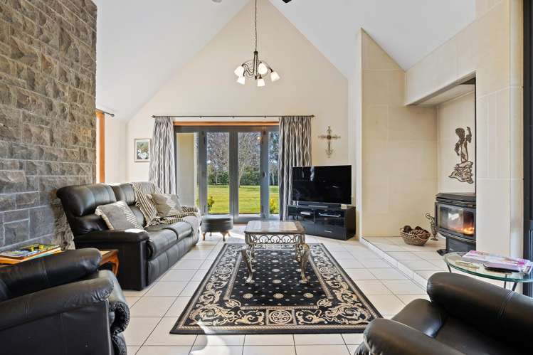 131 Mount Thomas Road Fernside_6