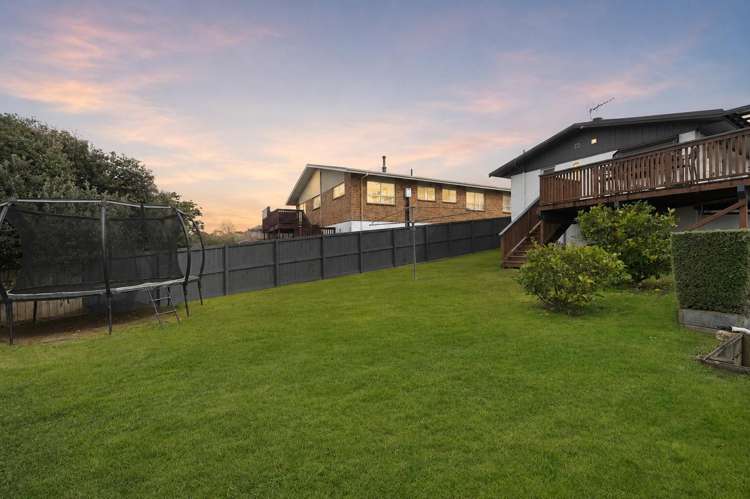 24 Garden Heights Avenue Glenview_23