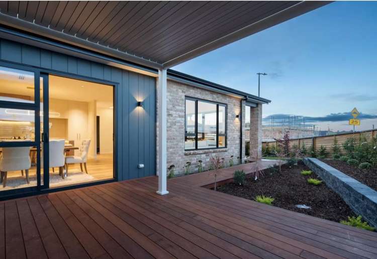 66 Tipu Crescent Milldale_12