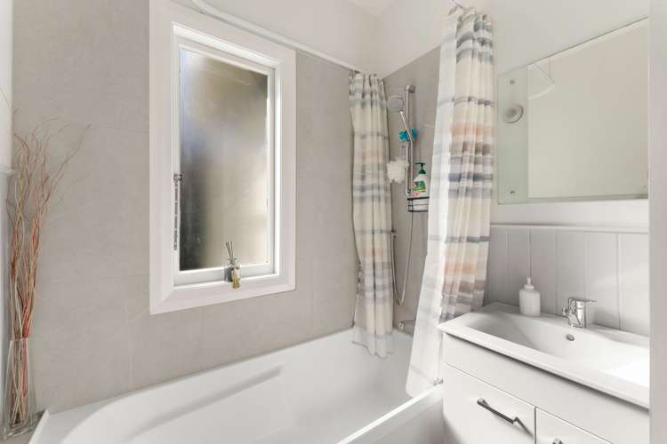 35 Cleveland Street Edgeware_18