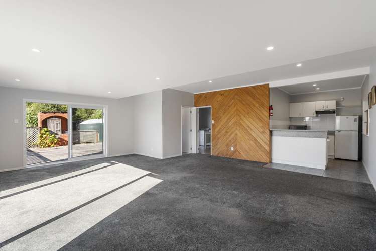 27 Tui Crescent Waiatarua_28
