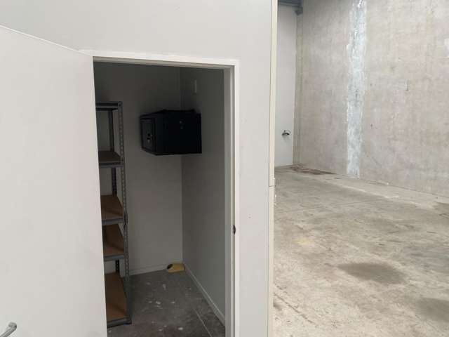 8/19 William Lewis Drive Sockburn_4