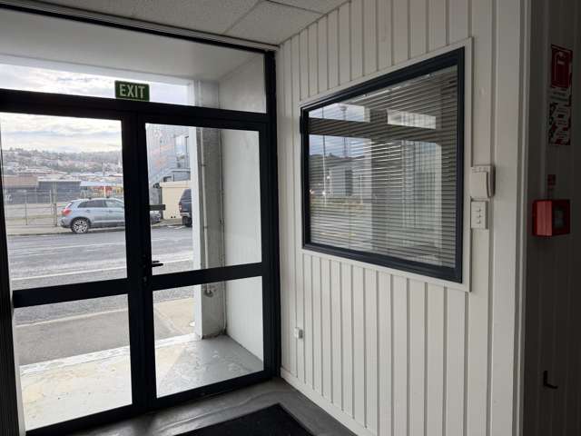 16 Roberts Street Dunedin Central_3