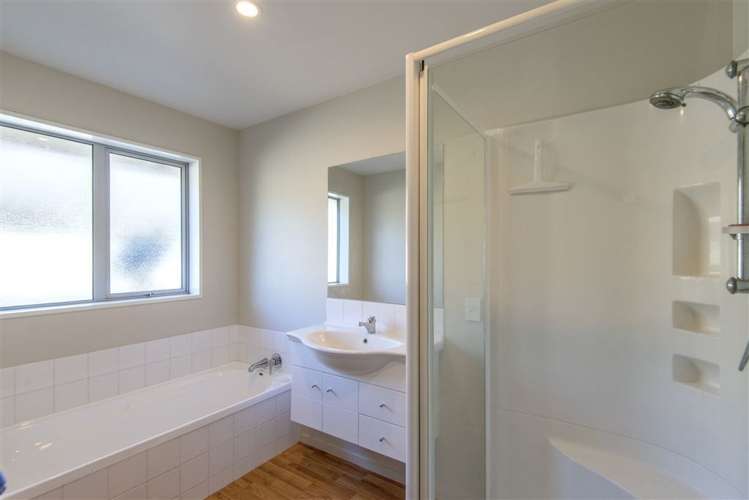 14 The Tors Heathcote Valley_9