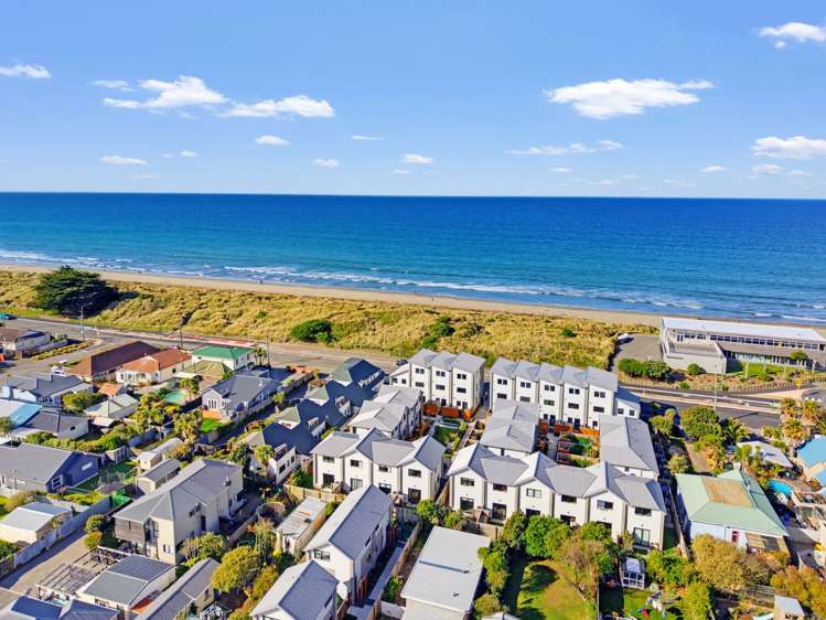 2/180 Marine Parade New Brighton_25