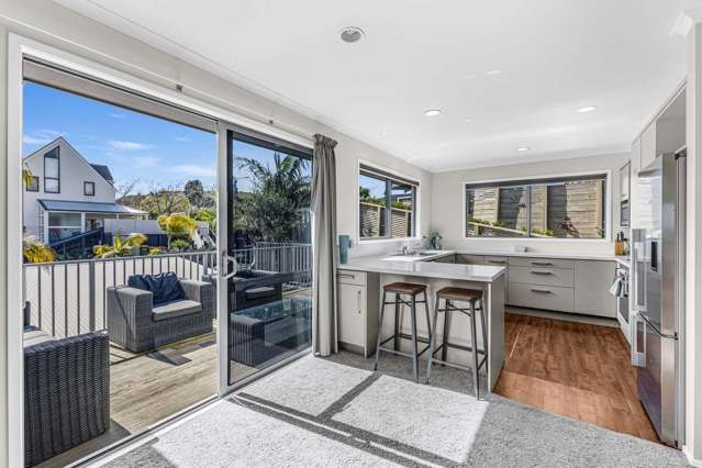 23 York Crescent Westown_4