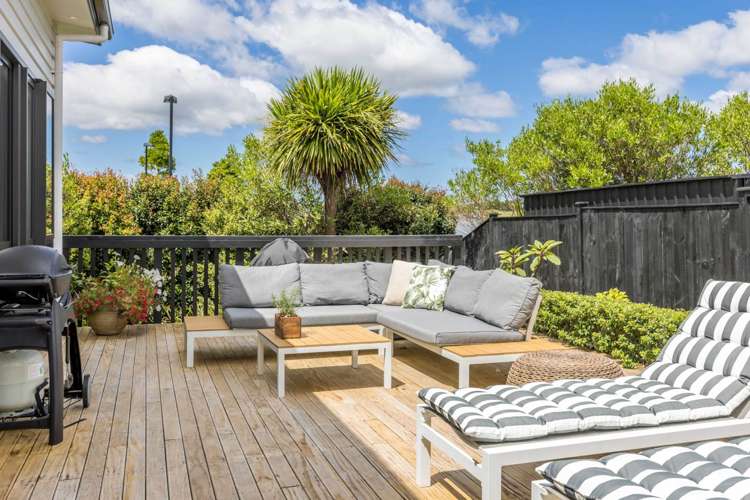 7 Syd Grant Crescent Orewa_13