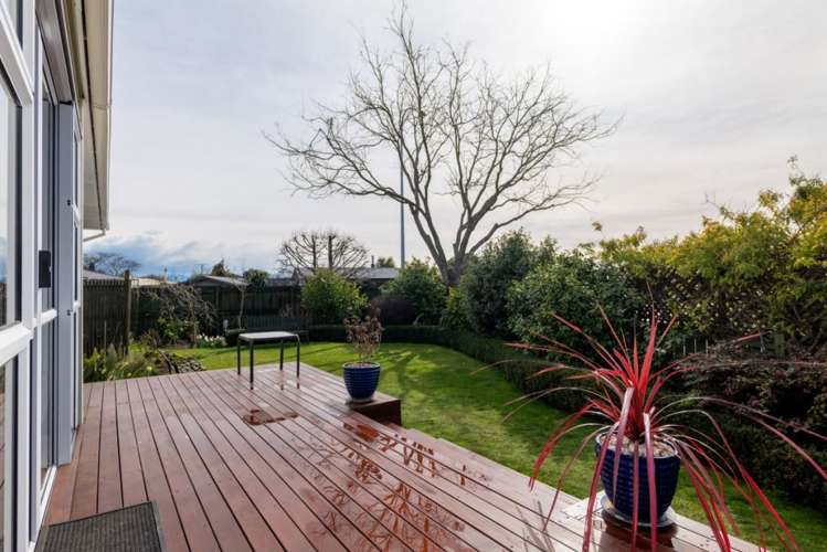 2 Shelley Crescent Stoke_22