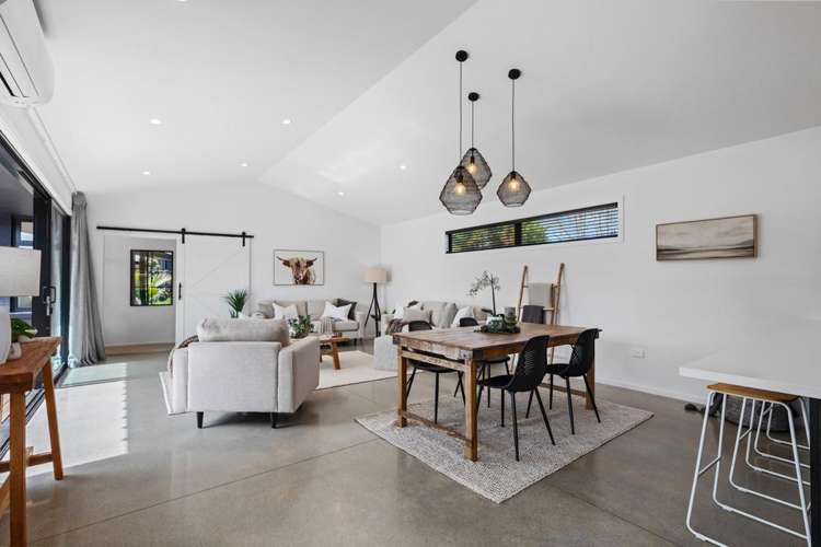 19 Gabriela Close_2