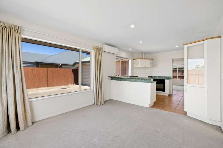 68 Kotuku Crescent Woolston_8