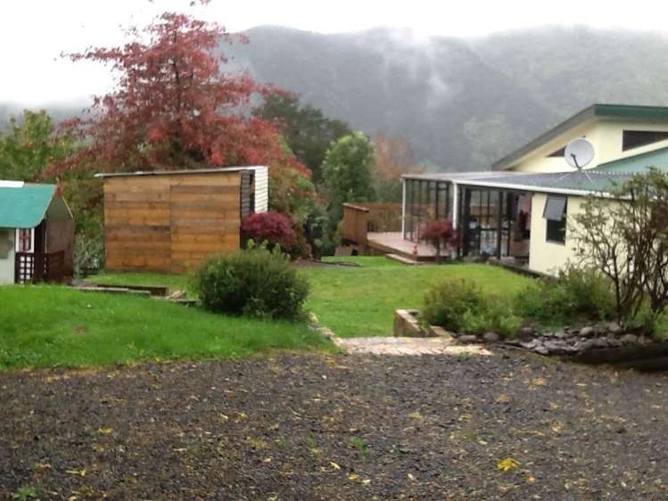 10 Mangotahi Road Thames_16