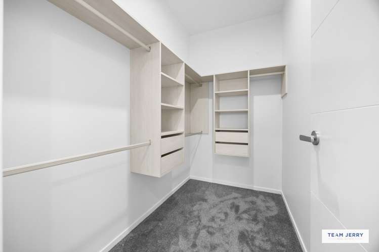 44 Furlough Road Opaheke_14
