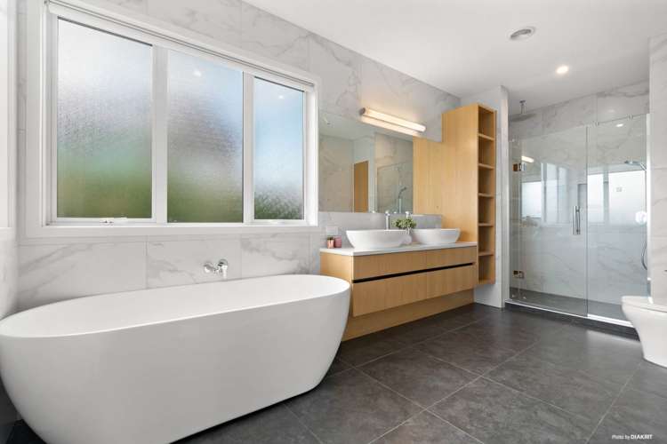 3 Chancellor Place Flat Bush_17