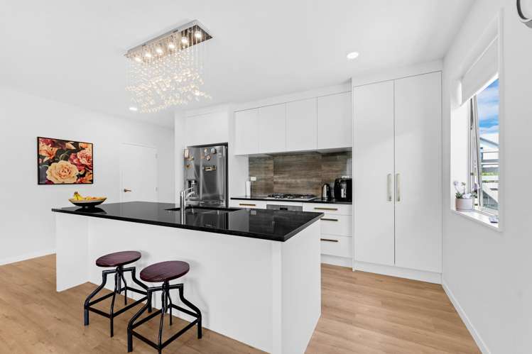 13 Hollowout street Takanini_8