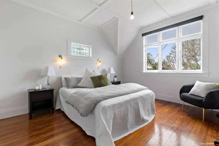 21 Empire Road Devonport_5