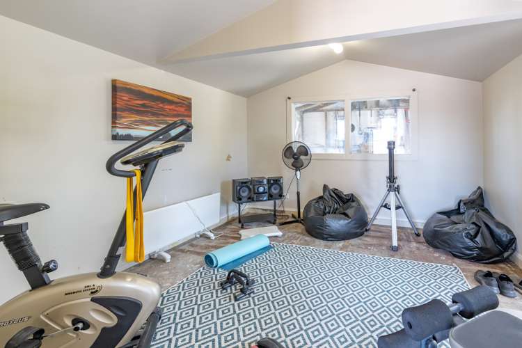 10 Lovelock Street Dallington_14