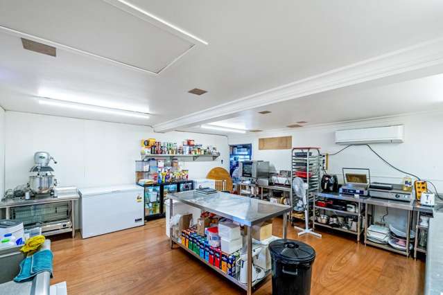 68 Main Road Kumeu_4