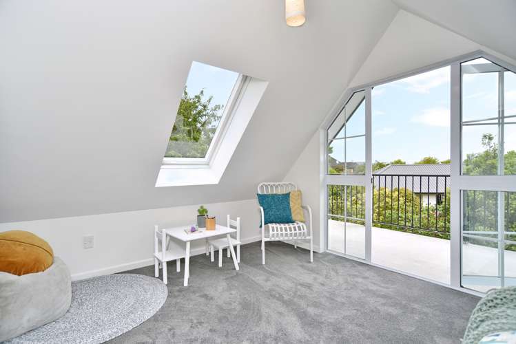 18 Travis Country Drive Burwood_15