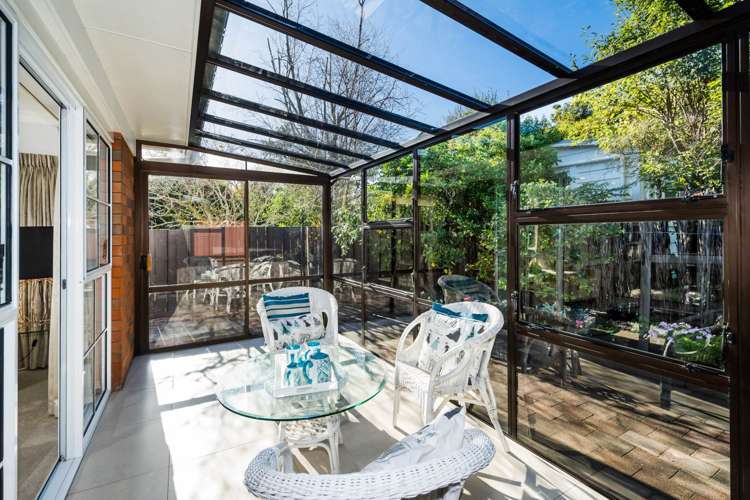 2/6 Jutland Road Hauraki_9