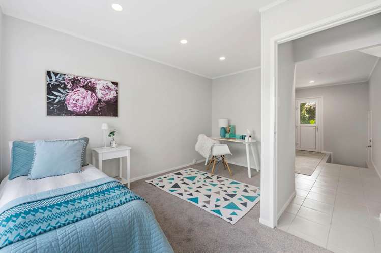 26 Pickwick Parade Mellons Bay_17