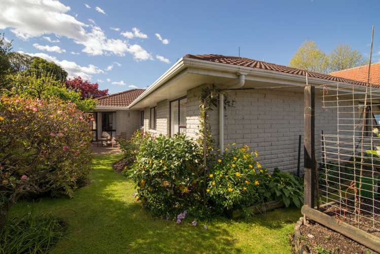 26 Robertson Street Glenholme_19