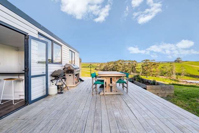 Charming 1 Bedroom Cabin with Rural Views