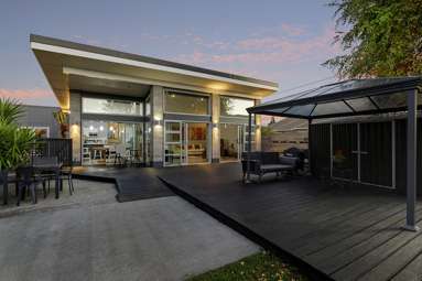 535 Fergusson Drive_1