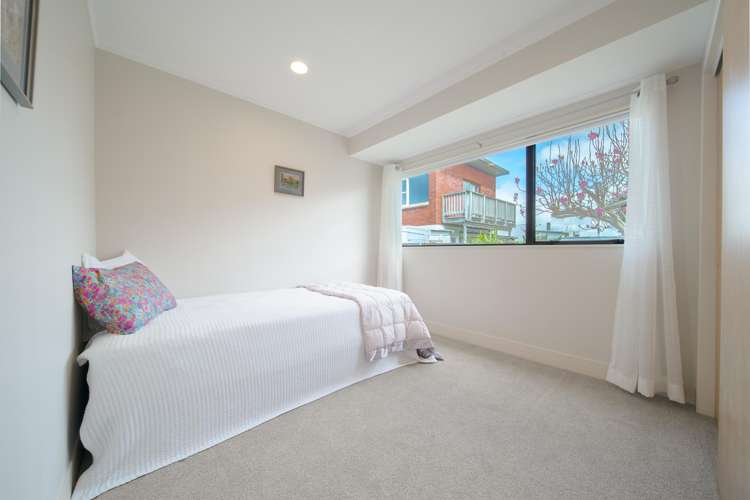 10 Toroa Street Torbay_19