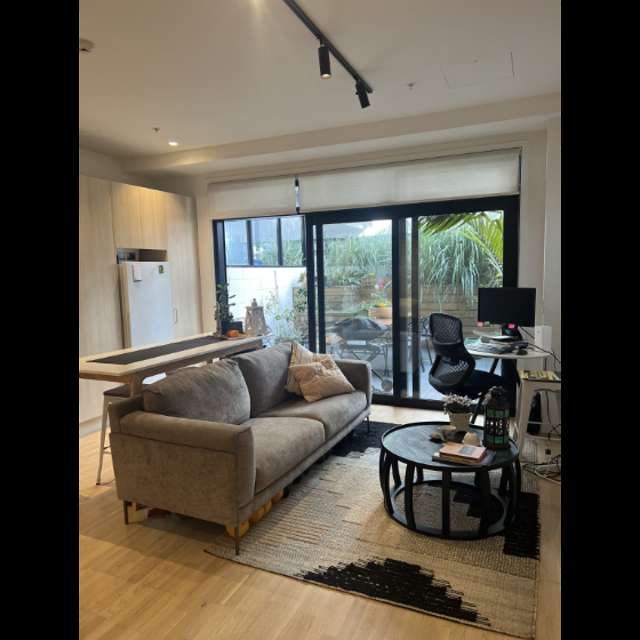 13 Dundonald Street Eden Terrace_2