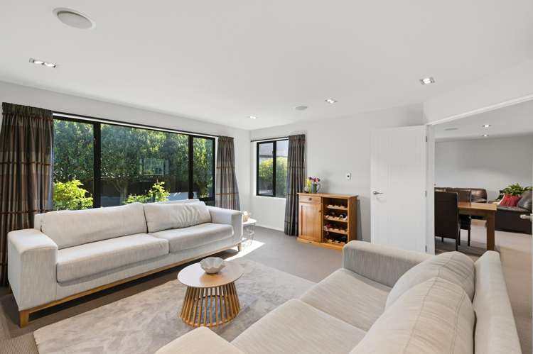 86 Rosewood Drive_5