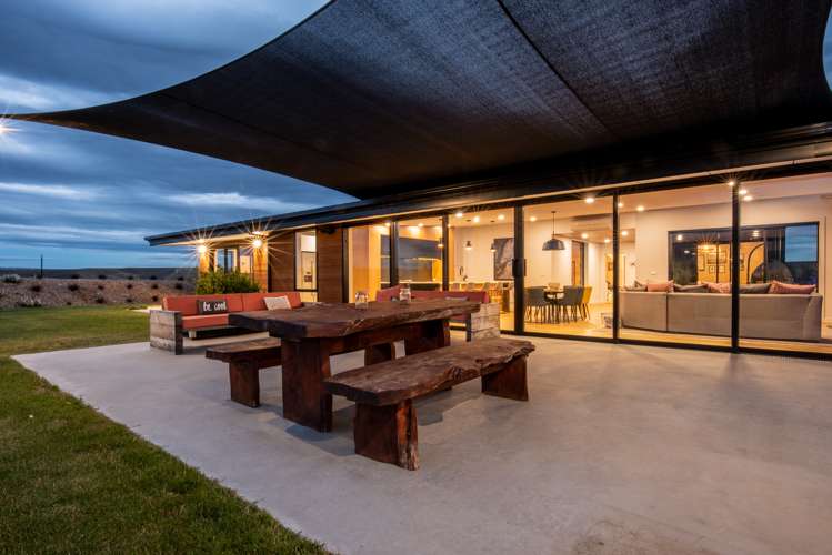 213 Golden Road Alexandra_16