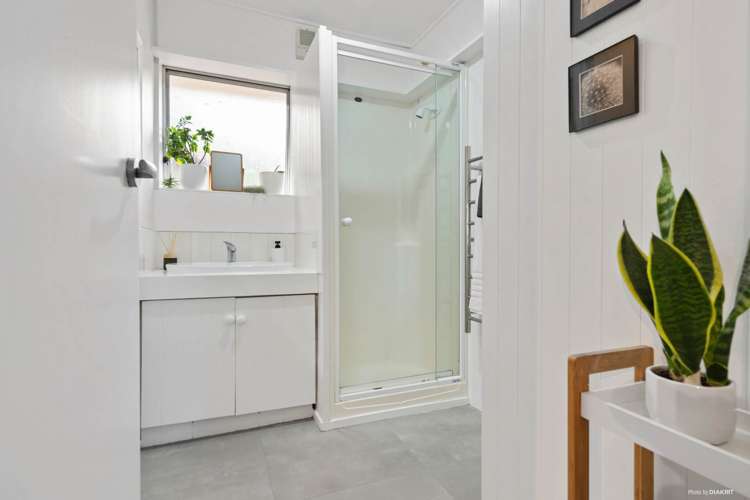 2/6 Gladys Avenue Glenfield_7