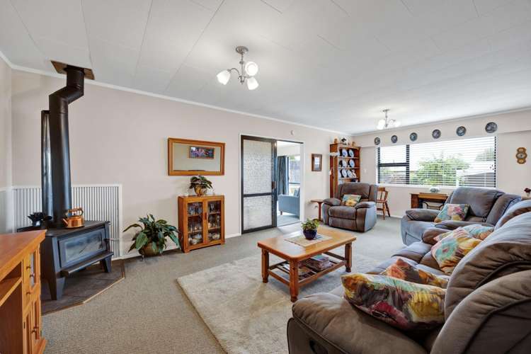 8 Kowhai Street Inglewood_7