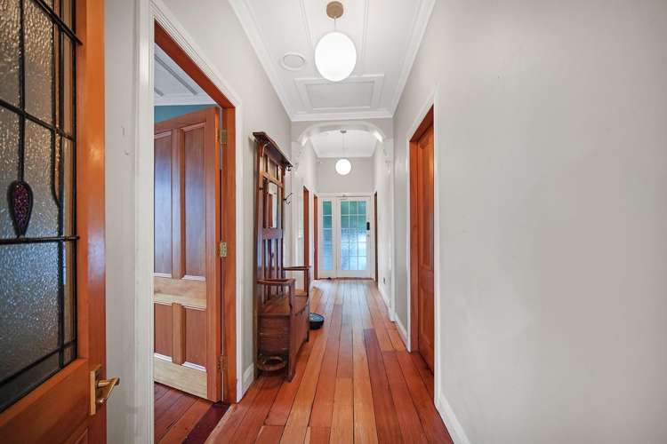 13 Essex Road 1728_6