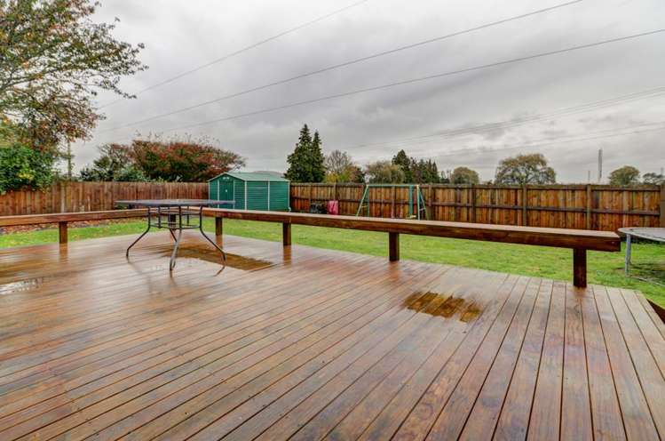 41 Wiltshire Drive Puketaha_2