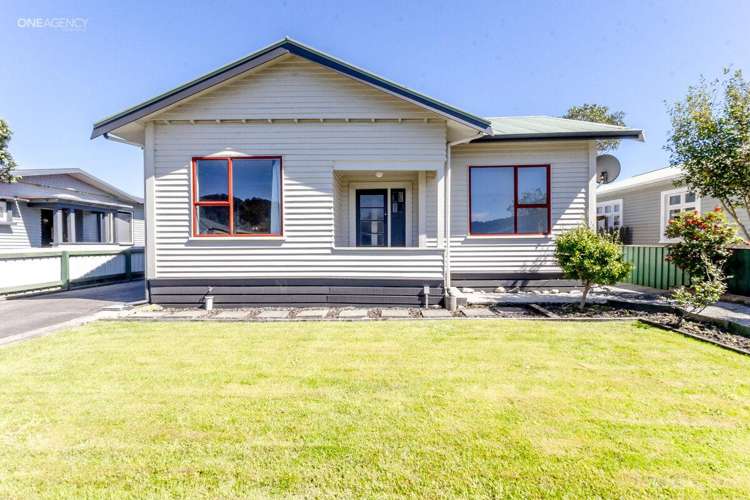 20 Milton Road Greymouth_24