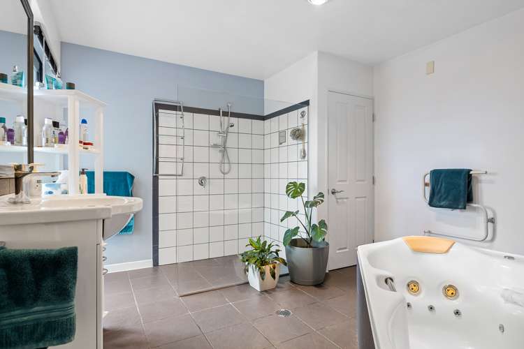 33 Adian Way Loburn_17