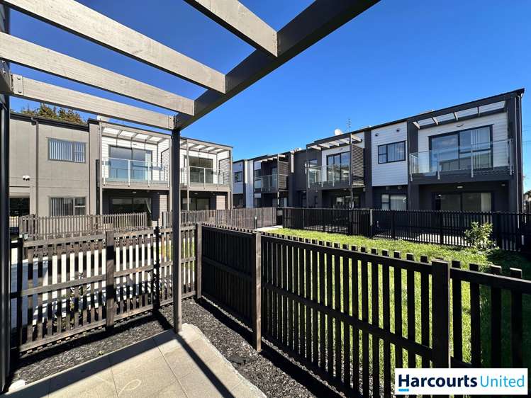 7 Russell Road Manurewa_2