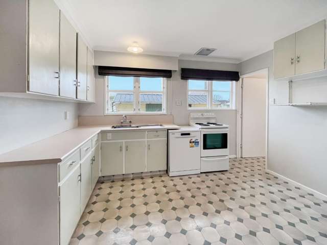 96 Fairs Road 10929_2