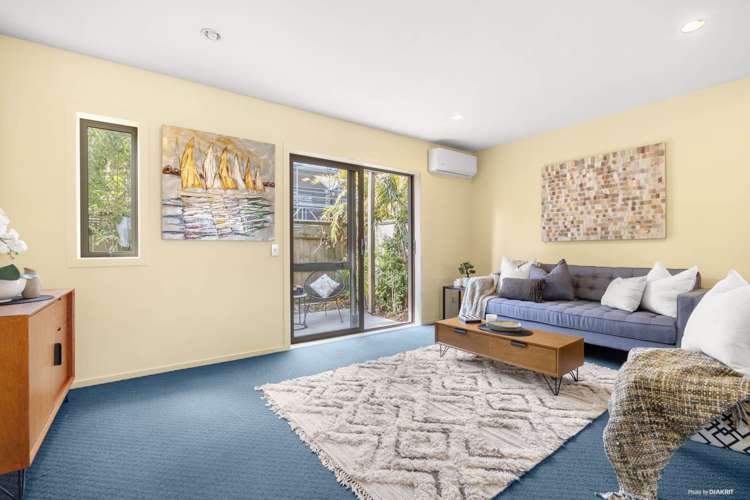 50/21 Hunters Park Drive Three Kings_6