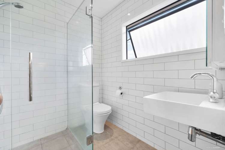 1/12 Waterloo Road Milford_20