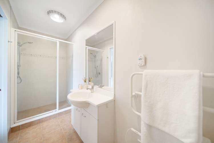 16 Eastland Road Flat Bush_8