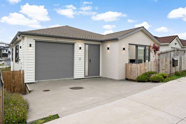 Stylish New Home - Just Minutes to Westgate