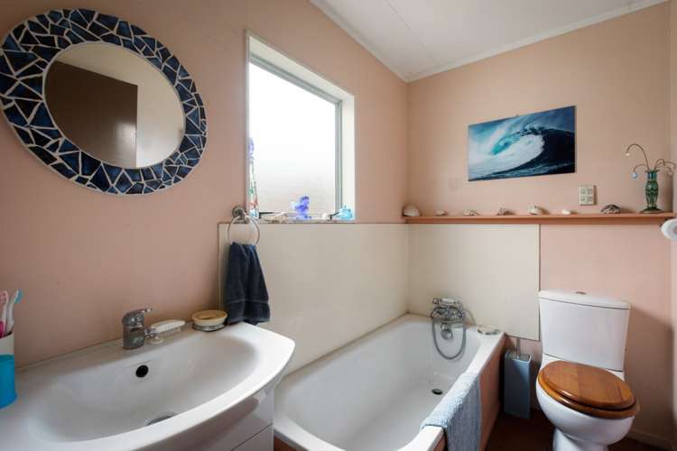 15 George Street Waihi_13