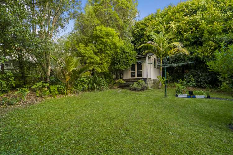 8 Rosecamp Road Beach Haven_15